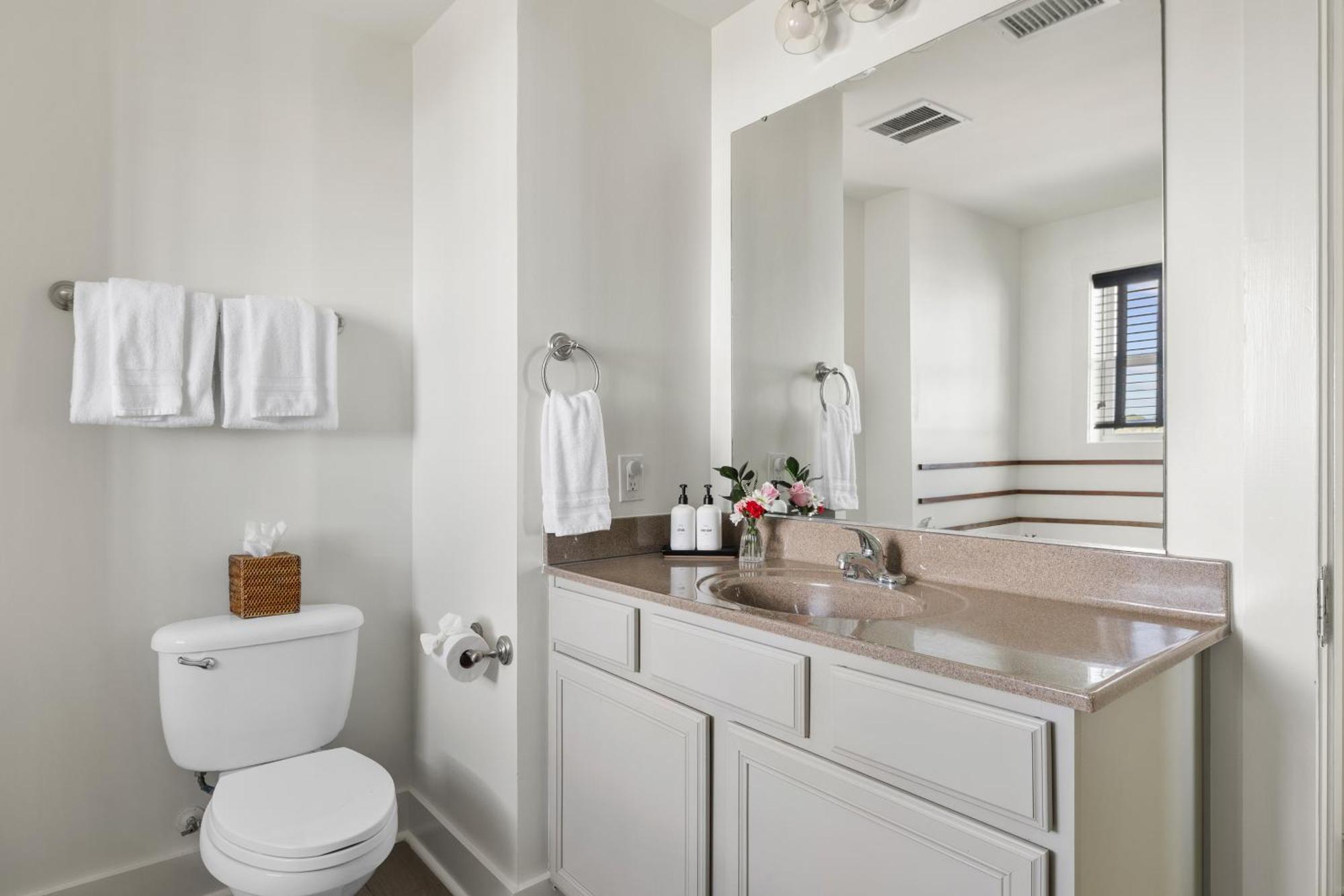 Regatta Inn - Adults Only Фоли Бич Экстерьер фото